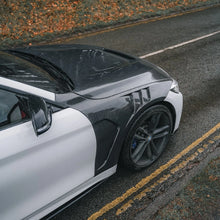 Load image into Gallery viewer, BMW F30 Carbon Fibre V1 Fenders
