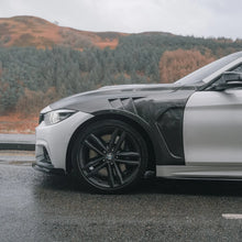 Load image into Gallery viewer, BMW F30 Carbon Fibre V1 Fenders
