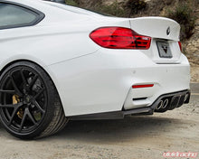 Load image into Gallery viewer, BMW F8X M3/M4 Vorsteiner Carbon Fibre Diffuser
