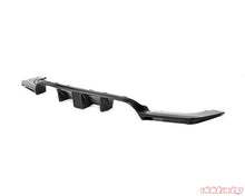 Load image into Gallery viewer, F8X M3/M4 Kohlenstoff Design Carbon Fibre Rear LED Diffuser
